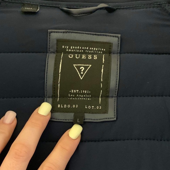 Guess jacket - Picture 2 of 4